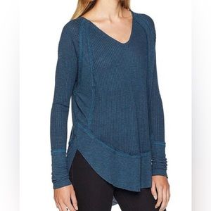 We The Free Free People Catalina V-Neck Tunic Thermal Top Size XS